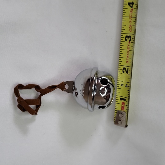 The Polar Express Bell Ornament 2019 Silver Belle Christmas Decor - Picture 4 of 8